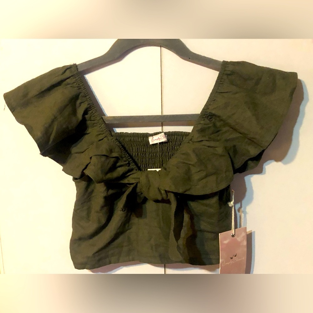 BNWT REALLY CUTE HUNTER GREEN CROP TOP - SZ SMALL